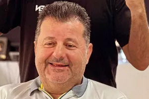 Κούρεμα και ευχές από ΣΟΦΟ! 