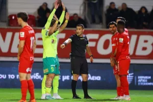 Νέα Σαλαμίνα-ΑΕΚ: ΔΙΠΛΟ… με "χρυσή αλλαγή" (φώτος)