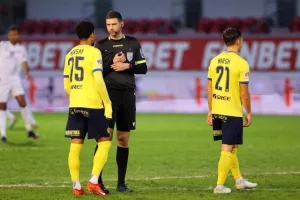 Φωτορεπορτάζ από “Αμμόχωστος”/Αμηχανία, αγωνία, απογοήτευση