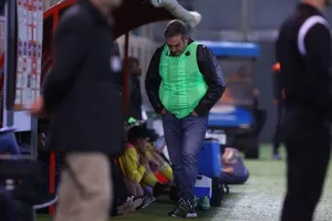 ΑΕΖ-ΠΑΕΕΚ: Έξι γκολ, ανατροπή και προκρίθηκε το... φαβορί (φώτος)