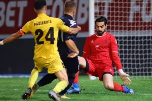 ΑΕΖ-ΠΑΕΕΚ: Έξι γκολ, ανατροπή και προκρίθηκε το... φαβορί (φώτος)