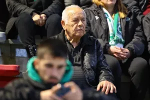 ΑΕΖ-Ομόνοια: "Γκέλα" στο πρώτο εκτός έδρας παιχνίδι του Ρέιχνταλ