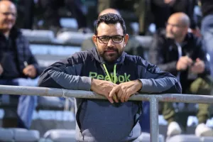 ΑΕΖ-Ομόνοια: "Γκέλα" στο πρώτο εκτός έδρας παιχνίδι του Ρέιχνταλ