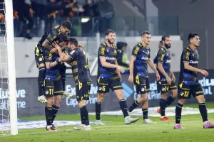 Απόλλων-ΑΠΟΕΛ: Θρίλερ χωρίς νικητή με γαλαζοκίτρινη... επιστροφή