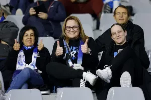 (Φωτορεπορτάζ) Ο κόσμος στο Απόλλων - Άρης