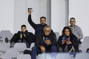 (Φωτορεπορτάζ) Ο κόσμος στο Απόλλων - Άρης