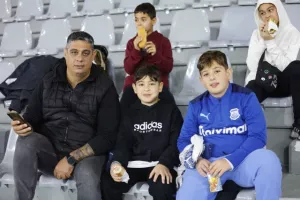 (Φωτορεπορτάζ) Ο κόσμος στο Απόλλων - Άρης