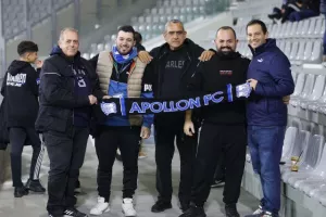 (Φωτορεπορτάζ) Ο κόσμος στο Απόλλων - Άρης