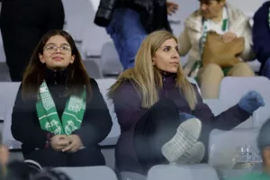 Απόλλων-Άρης: Άντεξε στην πίεση και πλησίασε στην κορυφή η "Ελαφρά Ταξιαρχία" 