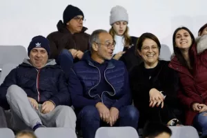Απόλλων-Άρης: Άντεξε στην πίεση και πλησίασε στην κορυφή η "Ελαφρά Ταξιαρχία" 