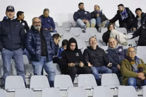 Απόλλων-Άρης: Άντεξε στην πίεση και πλησίασε στην κορυφή η "Ελαφρά Ταξιαρχία" 