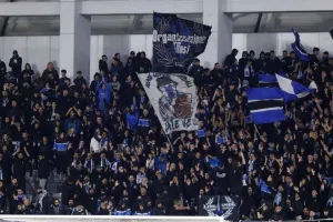 Απόλλων-Άρης: Άντεξε στην πίεση και πλησίασε στην κορυφή η "Ελαφρά Ταξιαρχία" 