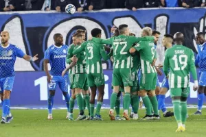 Απόλλων-Άρης: Άντεξε στην πίεση και πλησίασε στην κορυφή η "Ελαφρά Ταξιαρχία" 