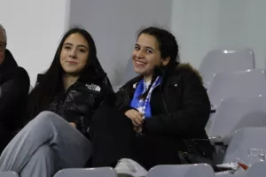 (Φωτορεπορτάζ) Ο κόσμος στο Απόλλων-ΑΕΖ