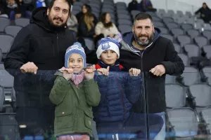 (Φωτορεπορτάζ) Ο κόσμος στο Απόλλων-ΑΕΖ