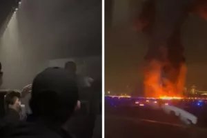 Συγκλονιστικές μαρτυρίες από το αεροπλάνο της Japan Airlines: Ακούστηκε ένα μεγάλο μπαμ