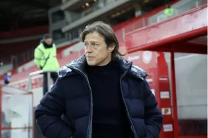  ΑΕΚ: «Έκανε στην άκρη τον προπονητή μας για να προβληθεί αυτό το θλιβερό θέαμα»