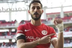 Αφέθηκε ελεύθερος ο παίκτης της Αντάλιασπορ που κατηγορήθηκε για υποκίνηση μίσους