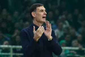 Tweet με νόημα από την ΚΑΕ Ολυμπιακός, με τα τρόπαια του Γιώργου Μπαρτζώκα