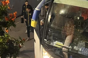 Η άφιξη της ΑΕΛ (φώτος)