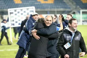Οι ξέφρενοι πανηγυρισμοί μετά τη νίκη επί του Άρη