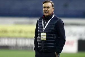 «Οι αποφάσεις του Καρβαλιάλ για αλλαγές σε παίκτες και σχηματισμό»