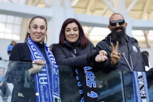 (Φωτορεπορτάζ) Ο κόσμος στο Απόλλων - ΑΠΟΕΛ