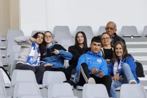 (Φωτορεπορτάζ) Ο κόσμος στο Απόλλων - ΑΠΟΕΛ
