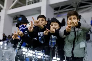(Φωτορεπορτάζ) Ο κόσμος στο Απόλλων - ΑΕΛ