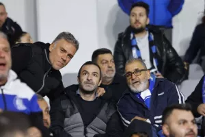 (Φωτορεπορτάζ) Ο κόσμος στο Απόλλων - ΑΕΛ