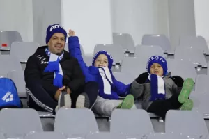 (Φωτορεπορτάζ) Ο κόσμος στο Απόλλων - ΑΕΛ
