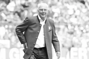 Bundesliga: Τιμά τη μνήμη του Φραντς Μπεκενμπάουερ