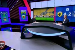 Ντέμης: «Πλέον μπερδεύεσαι με τον πάγκο της ΑΕΚ - Μπορούν να παίξουν μαζί Πόνσε-Λιβάι»