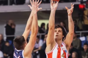 Ο Ερυθρός έκανε... πάρτι κόντρα στην Τσάτσακ και βλέπει Παρτιζάν!
