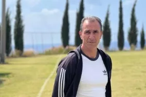 (ΗΧΗΤΙΚΟ) " Να γίνει η υπέρβαση"/ Τι επισήμανε για Καρσεδο ο Σοφοκλέους...