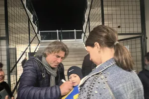 Σε όλους NAI από Σα Πίντο (Φώτος Kerkida)