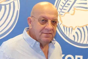 72 ώρες/Κούμας!