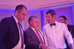 Στήριξη/Πόλυς Χατζηιωάννου