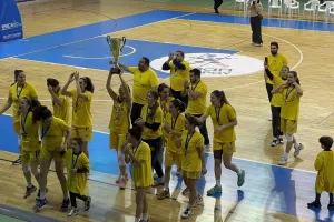 KITΡΙΝΟΙ... πανηγυρισμοί!