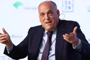 «Πιστεύω ότι ο Μπαπέ έχει ήδη υπογράψει με τη Ρεάλ» λέει ο πρόεδρος της ισπανικής Λίγκας