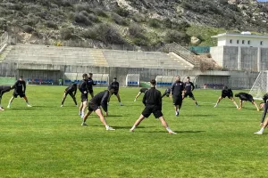 (Φώτος) Καρμιώτισσα/Με δύο απουσίες στο Δασάκι 