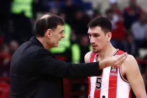 Λαρεντζάκης: «Υπάρχουν αμοιβαία συναισθήματα σεβασμού και εκτίμησης με τον Μπαρτζώκα»