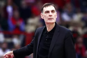Μπαρτζώκας: «Η Βαλένθια έχει από τις καλύτερες άμυνες - Κάθε παιχνίδι όσο πηγαίνουμε προς το τέλος είναι δύσκολο»