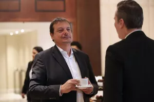 Αταμάν: «Έχω καταλάβει πόσο σημαντικό είναι το μπάσκετ για τους Έλληνες - Να πάρει το Κύπελλο ο καλύτερος»