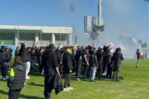 "Ντόπες" από ΑΕΚζήδες ενόψει ΑΠΟΕΛ (ΒΙΝΤΕΟ/ΦΩΤΟΣ)