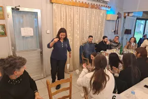 Συνάντηση των κοριτσιών της Χρυσομηλιάς