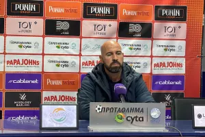 Χαραλάμπους: "Ακόμα και η ισοπαλία θα ήταν άδικο αποτέλεσμα, η ΑΕΛ με μία τελική σκόραρε 2 γκολ"