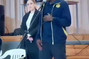 Μακρής/"Βίωσα τον ρατσισμό στην Αγγλία" (βίντεο/φώτος)
