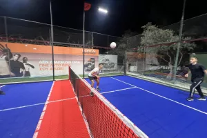 Τα ανερχόμενο άθλημα του Padbol στη Λευκωσία (βίντεο/φώτος)