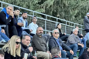(Φώτος Kerkida) Αρκετός κόσμος στο Ανόρθωση Μουτταγιάκας-Ορφέας 